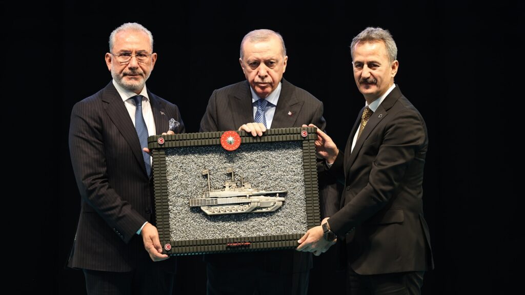 bmc yeni altay tankı teslimatı