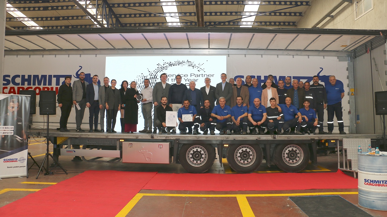 Schmitz Cargobull “Yılın En Başarılı Yetkili Servisi” Ünvanını Artıfe ServisOne’a verdi