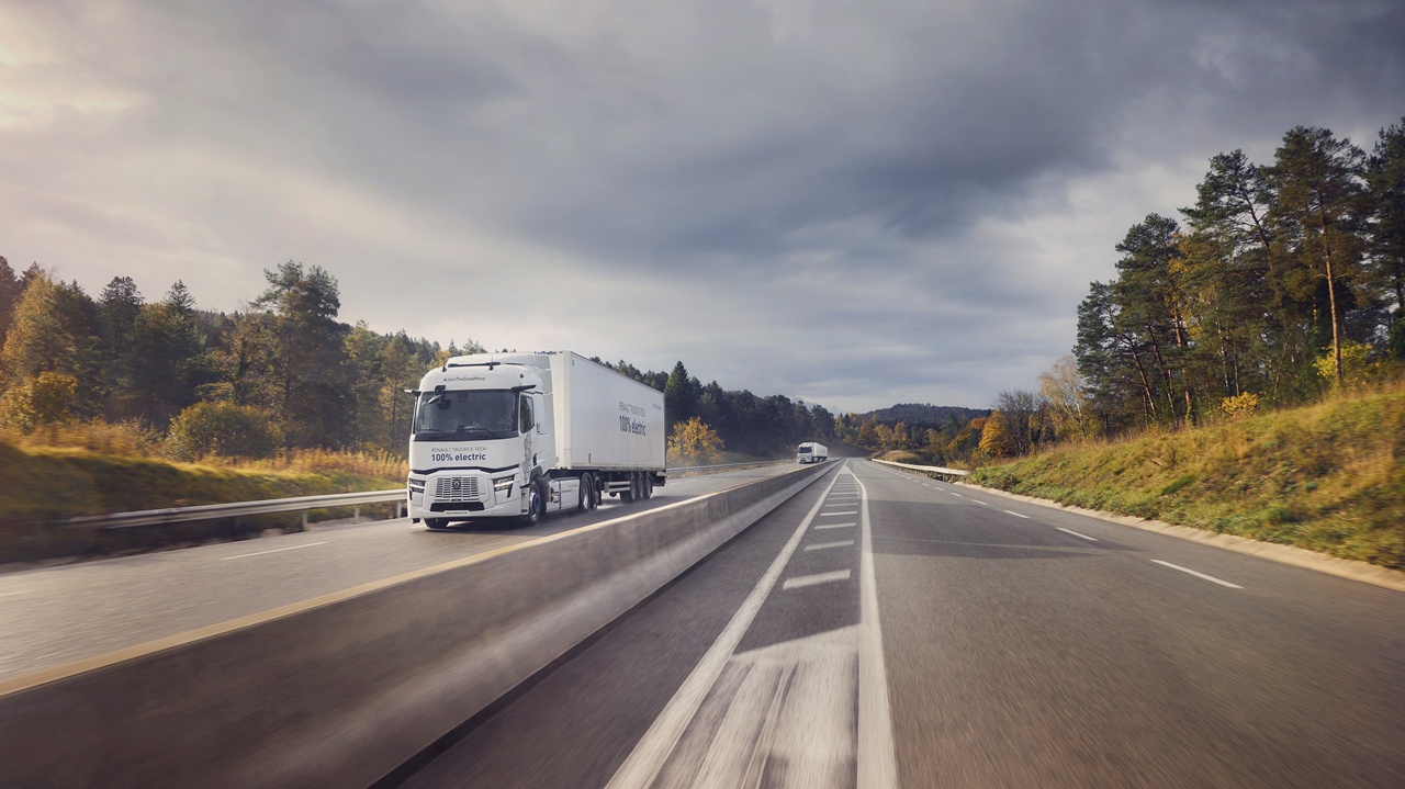 Renault Trucks elektrikli uzun yol çekicilerini tanıttı