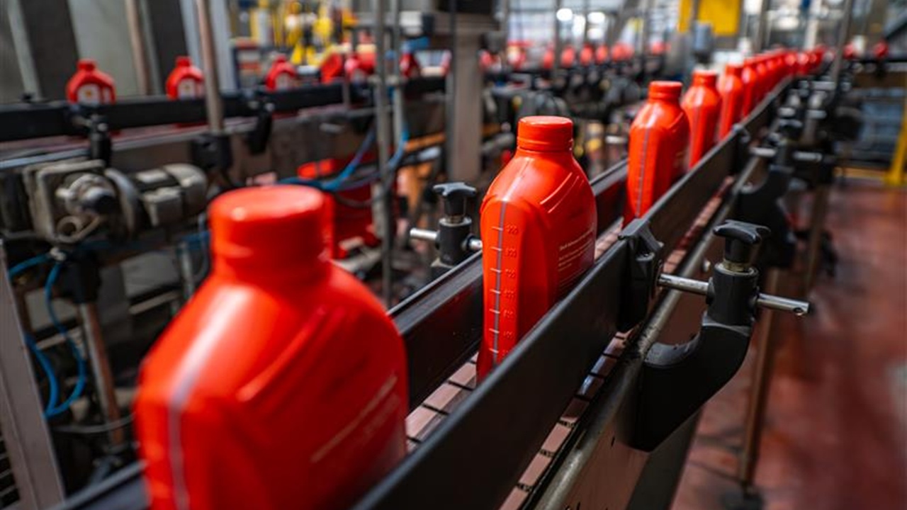 Shell Küresel Madeni Yağ Pazarında 19. Kez Zirvede   