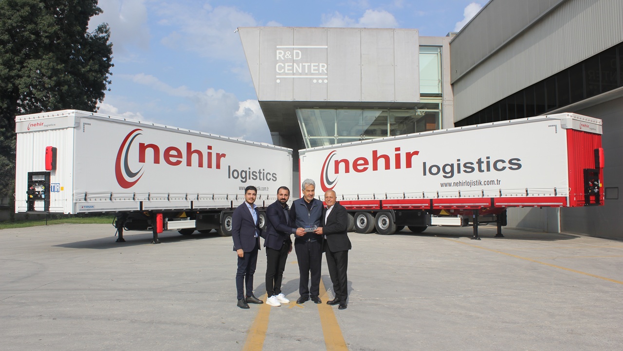 Nehir Lojistik filosuna 20 adet Tırsan Treyler ekledi