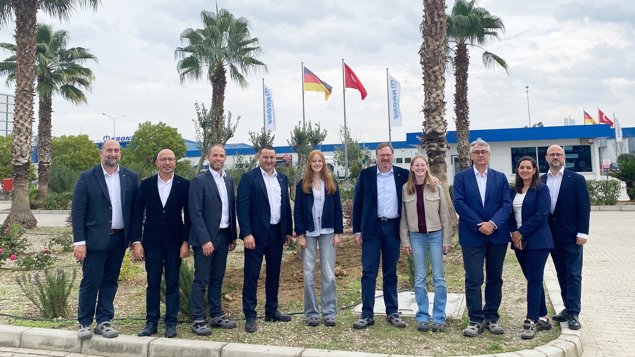 Bernard Krone: “Tire fabrikamız KRONE’nin küresel üretim ağı içinde örnek teşkil ediyor”