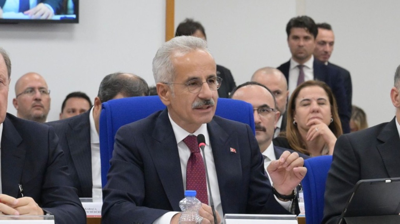 2026 Demiryolu Yılı Olacak: Ulaştırma Bakanlığı Bütçesinde En Büyük Pay Raylı Sistemlere