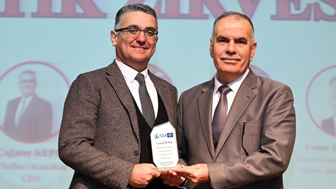 Kâmil Koç Genel Müdürü Çağatay Kepek, “Kâmil Koç’un hikâyesi, Türkiye’nin yolculuğunun hikâyesidir”