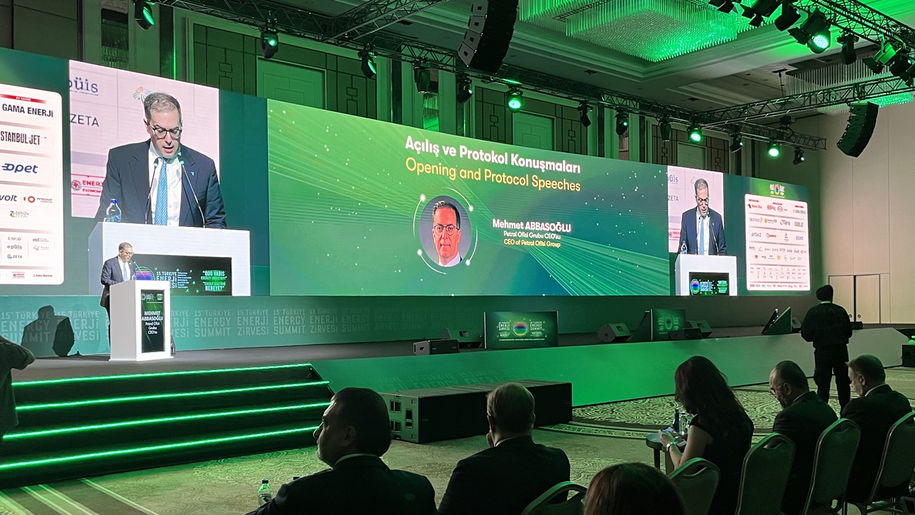 Petrol Ofisi CEO’su Mehmet Abbasoğlu : “Türkiye enerji dönüşümünde bölgesel güç olmaya hazırlanıyor”