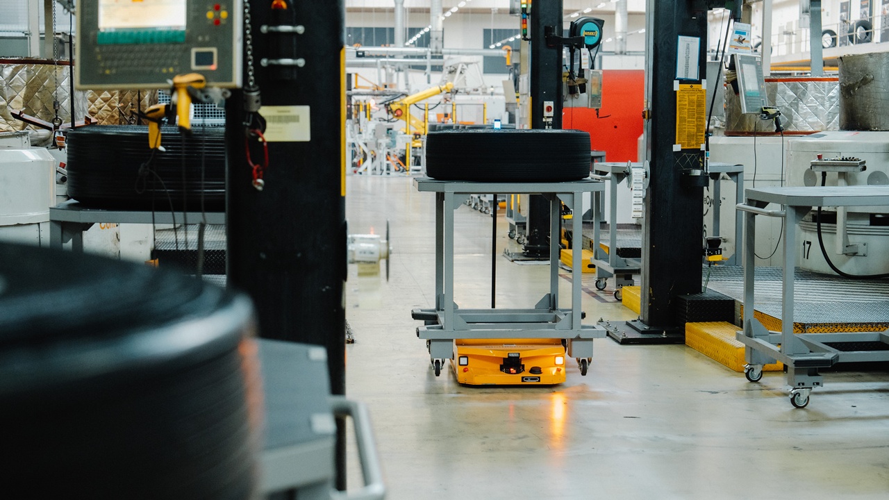 Continental, Otonom Robotlarla Lastik Üretiminde Sürekliliği Güçlendiriyor