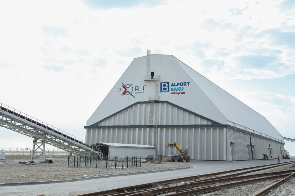 alport terminali bakü
