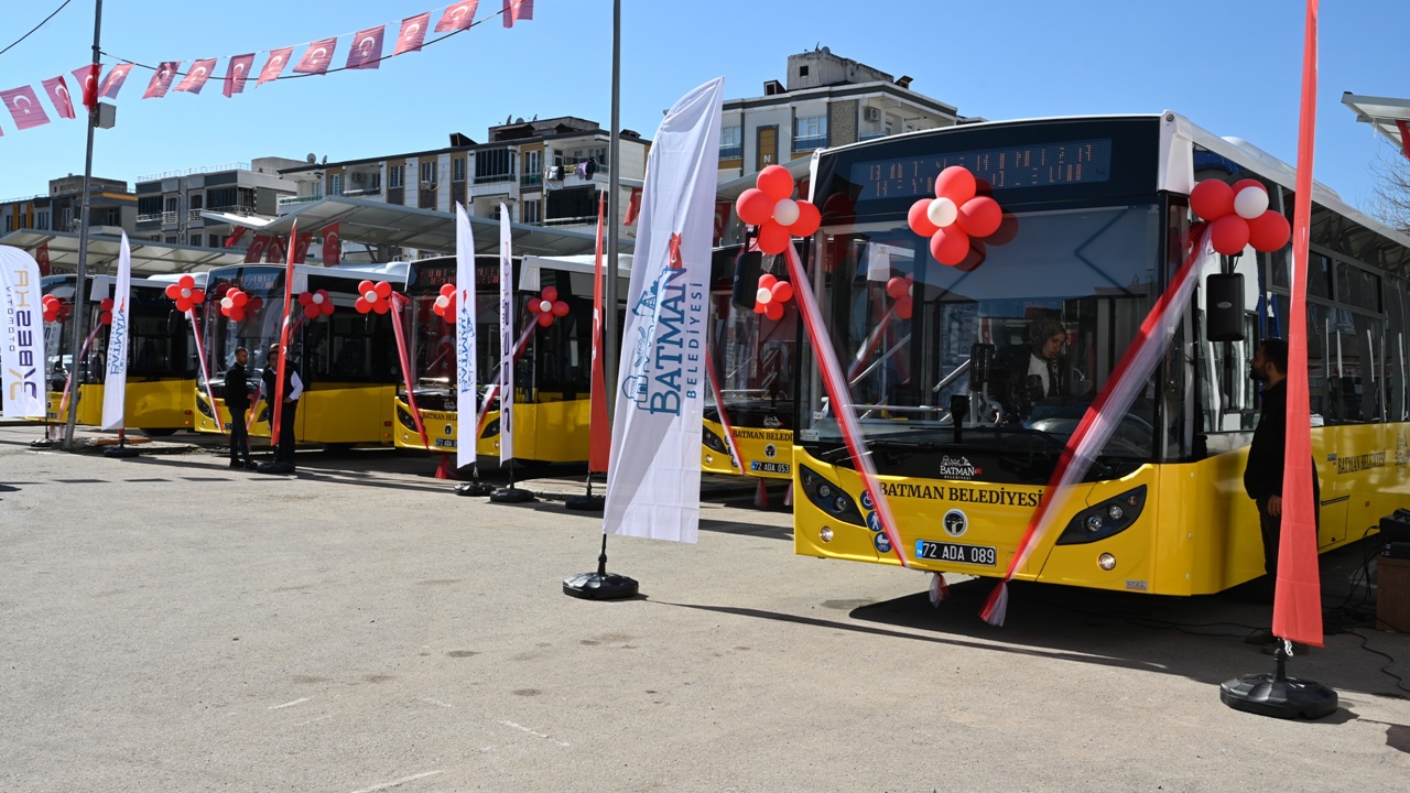 TEMSA, Batman Belediyesi’ne 10 yeni araç teslim etti