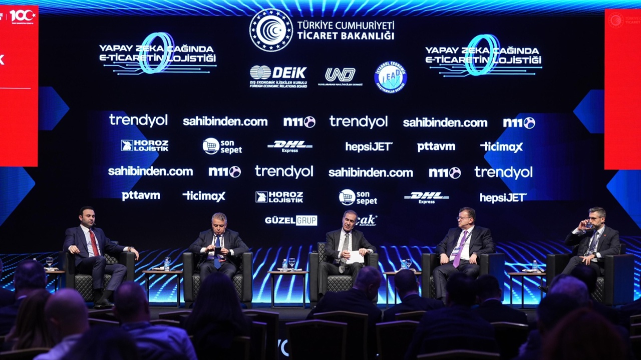 Bakan Yardımcısı Ağar: 25 yılda 200 Milyar Dolarlık yeni ulaştırma yatırımı hedefleniyor