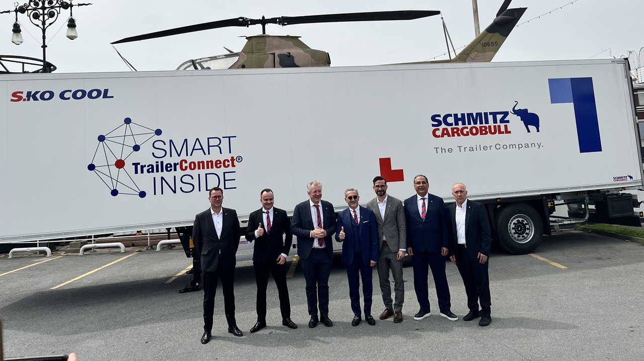 Schmitz Cargobull “%100 Smart Treyler” konseptini Türkiye pazarına sunan ilk treyler üreticisi oldu.
