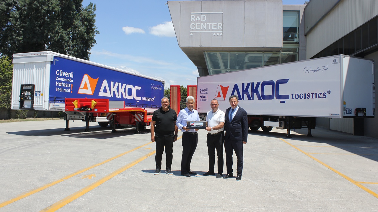 Akkoç Lojistik’e 200. Tırsan Teslimatı